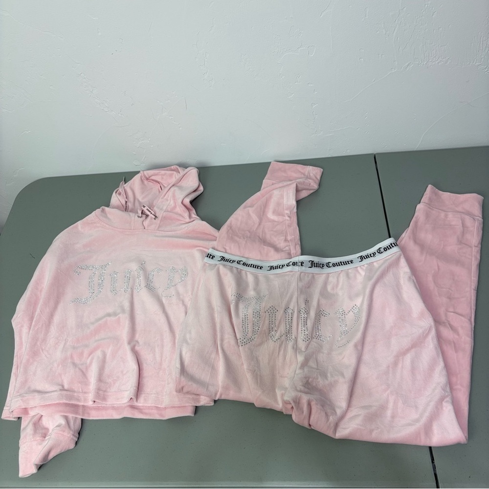 Juicy Couture Pink Women's Intimates Set Sleepwear Large Hoodie Pants Velour